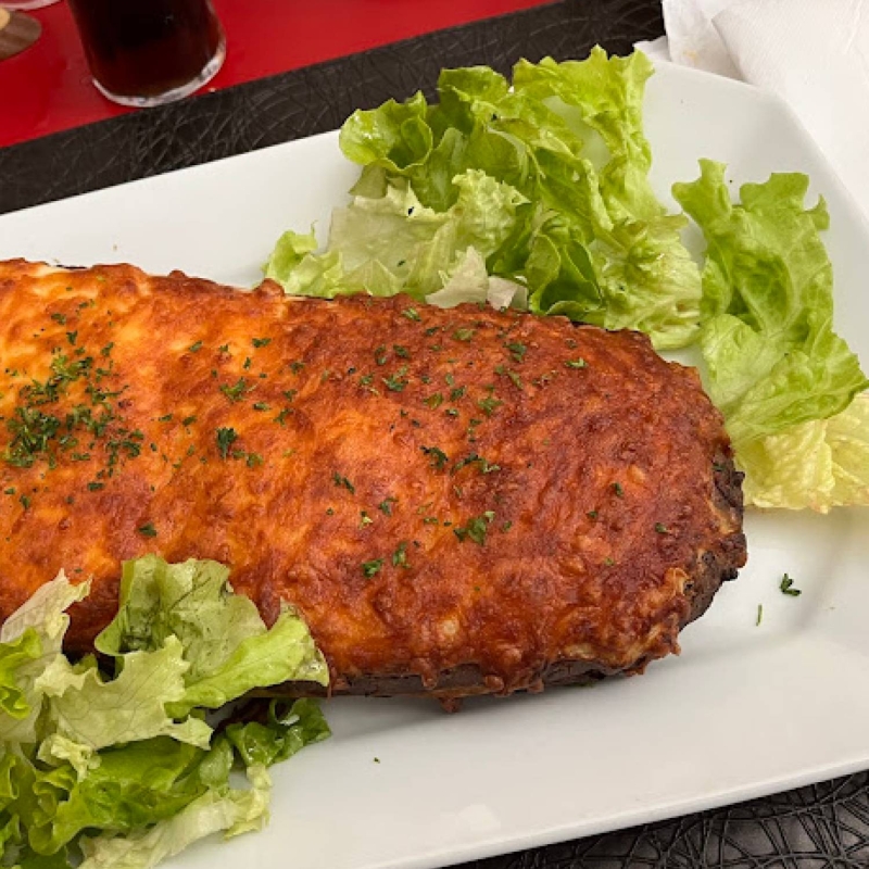 Le restaurant - Le Vieux Cèdre - restaurant LE DORAT - Restaurant Magnac Laval